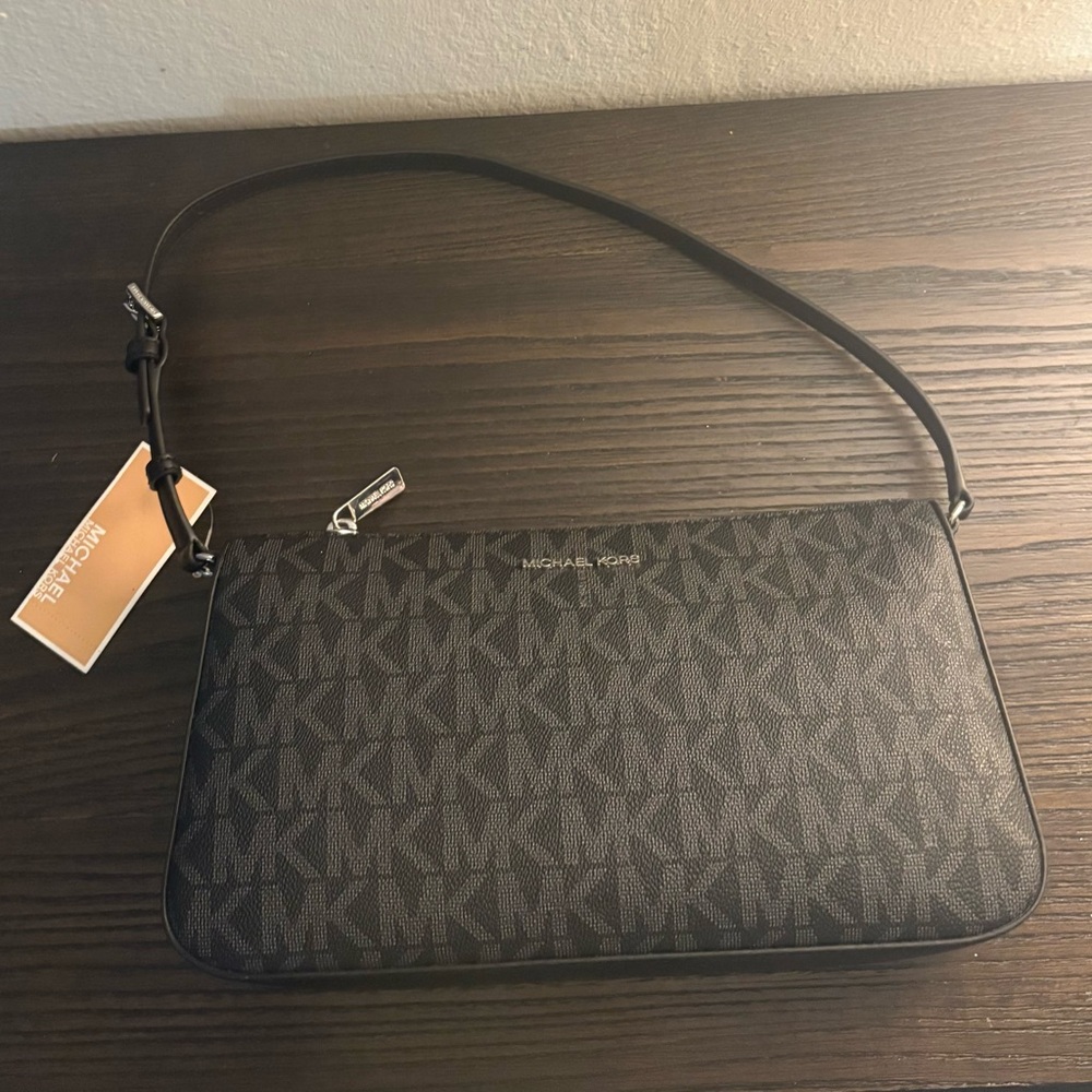 NEW AUTHENTIC Michael Kors Black Jet Set Crossbody Handbag
